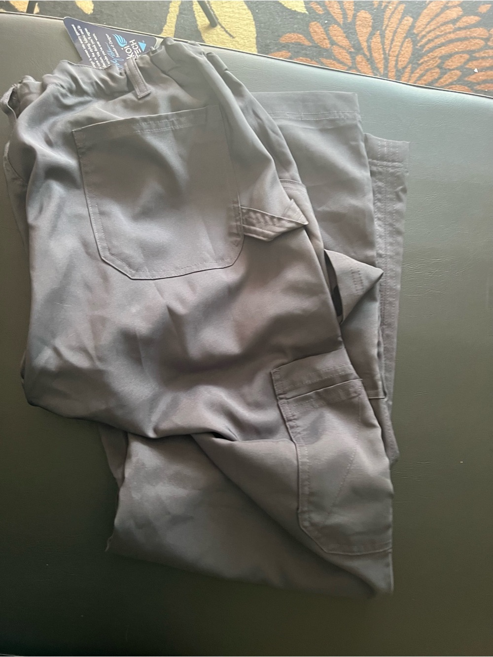Women’s Scrubs Set